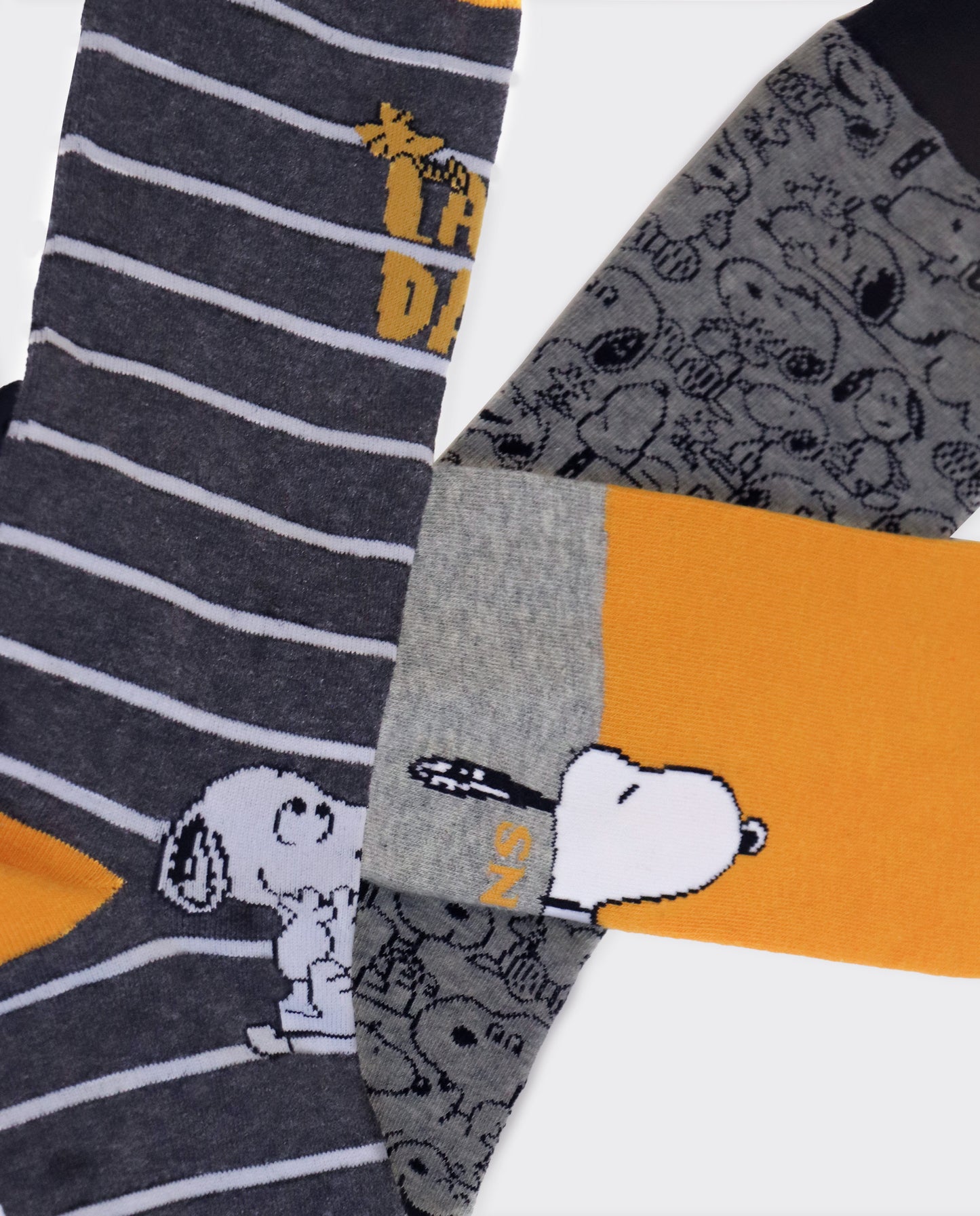 Calcetín Mediano Yellow Snoopy para Hombre, (Caja de 3 unidades)