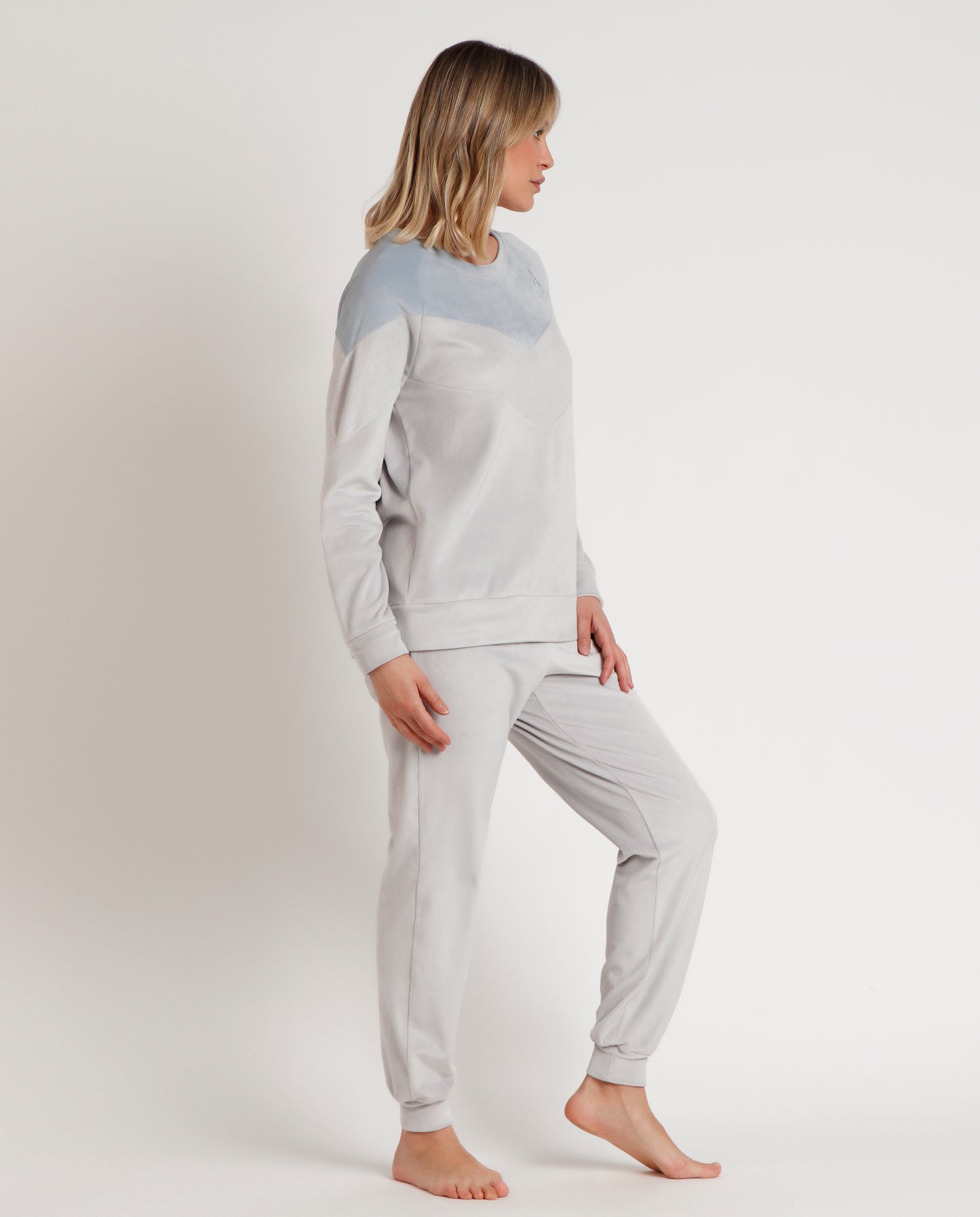 Pijama Manga Larga Velvet Soft para Mujer