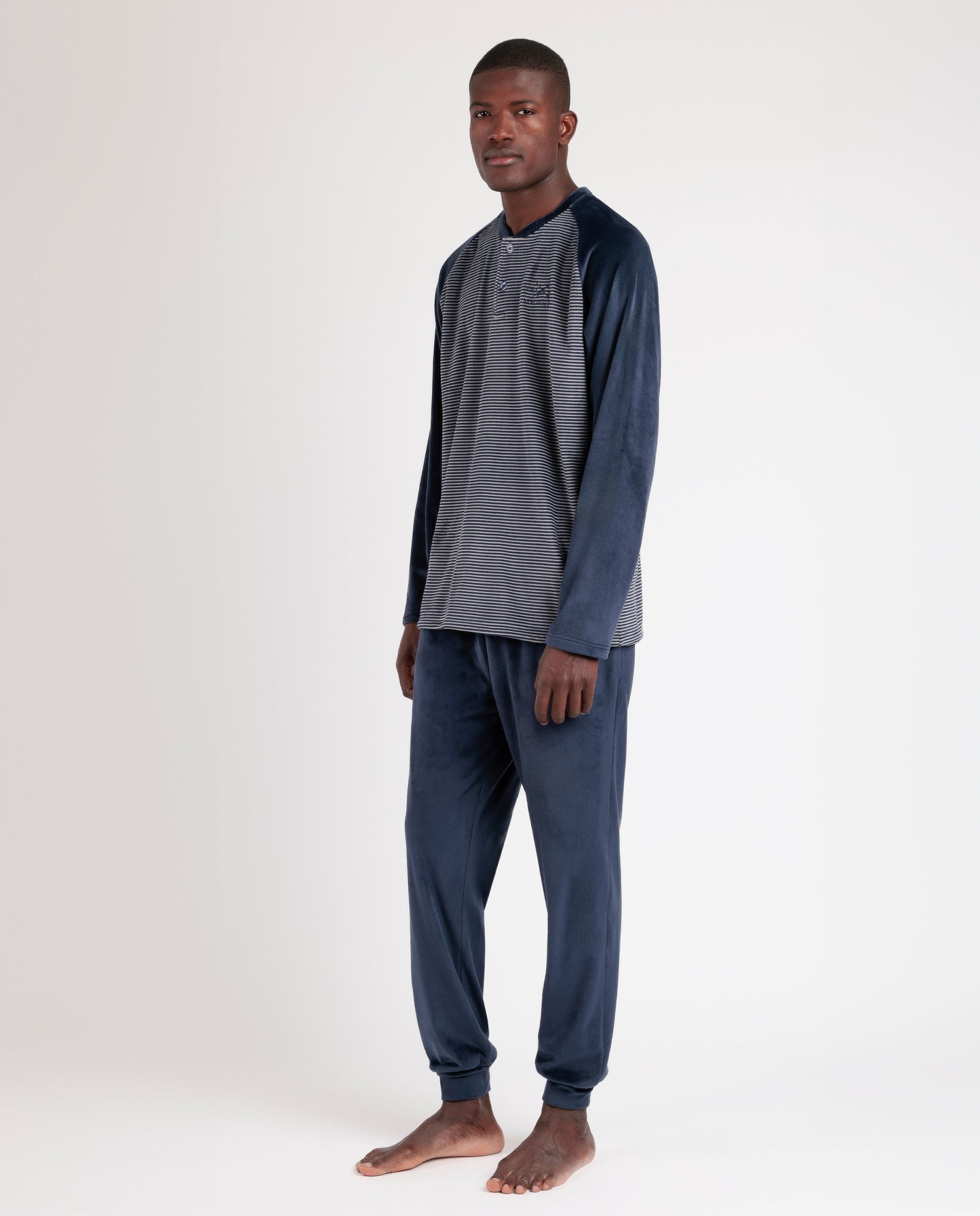 Pijama Manga Larga Velvet Basic Stripes para Hombre