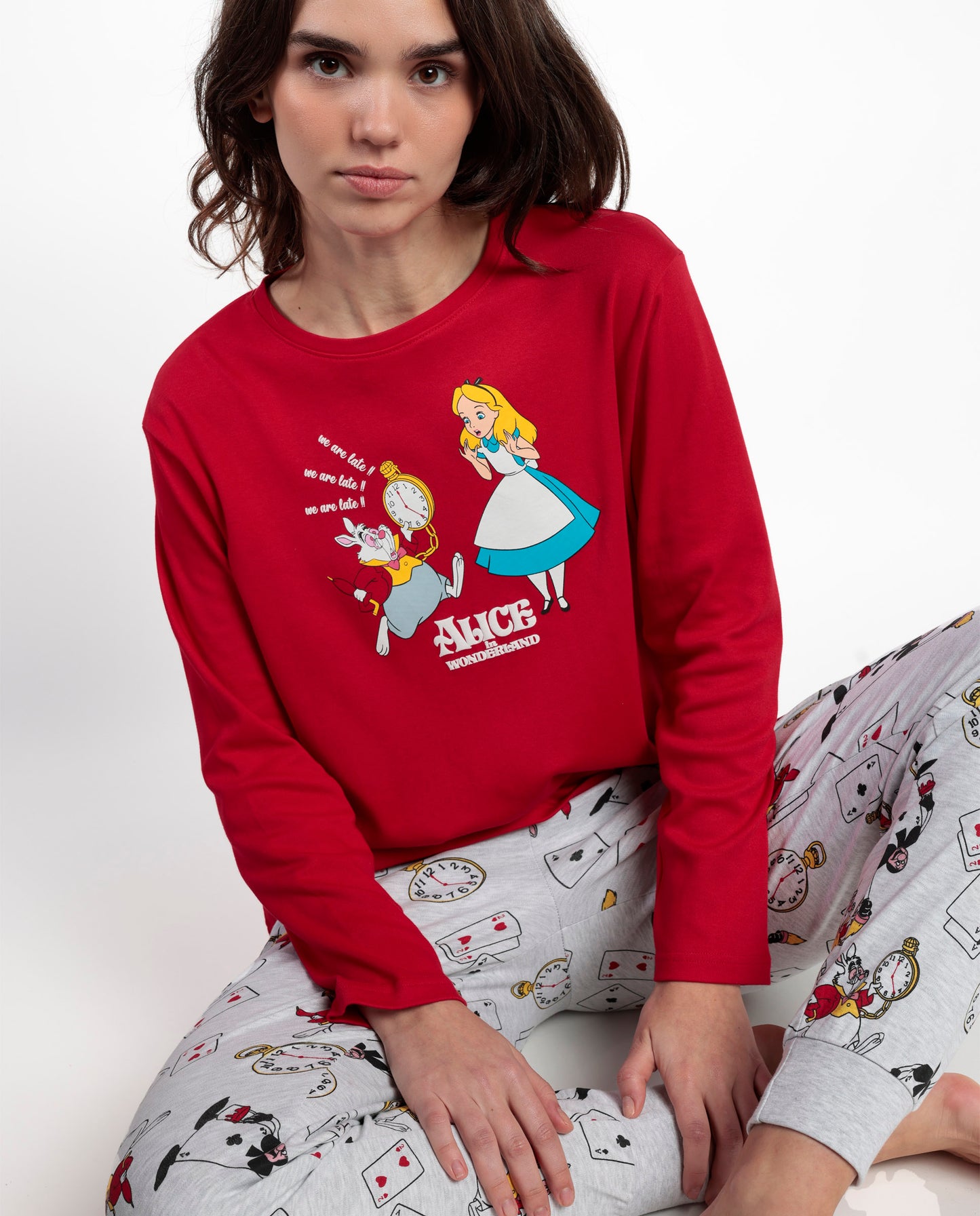 Pyjama à manches longues rouge Alice au pays des merveilles pour femme