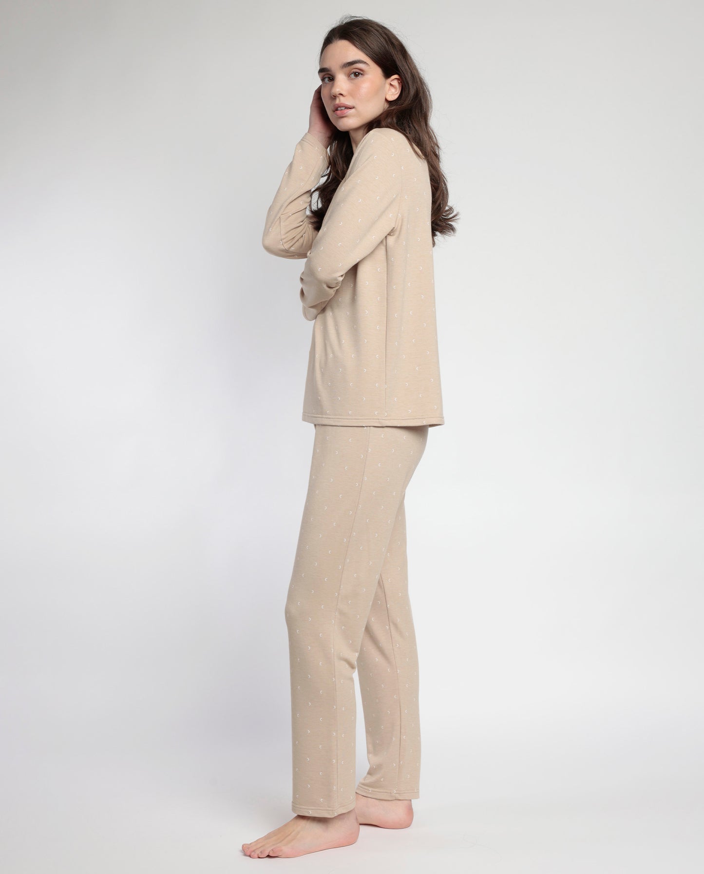 Pijama Beige  Manga Larga Pico Moons para Mujer
