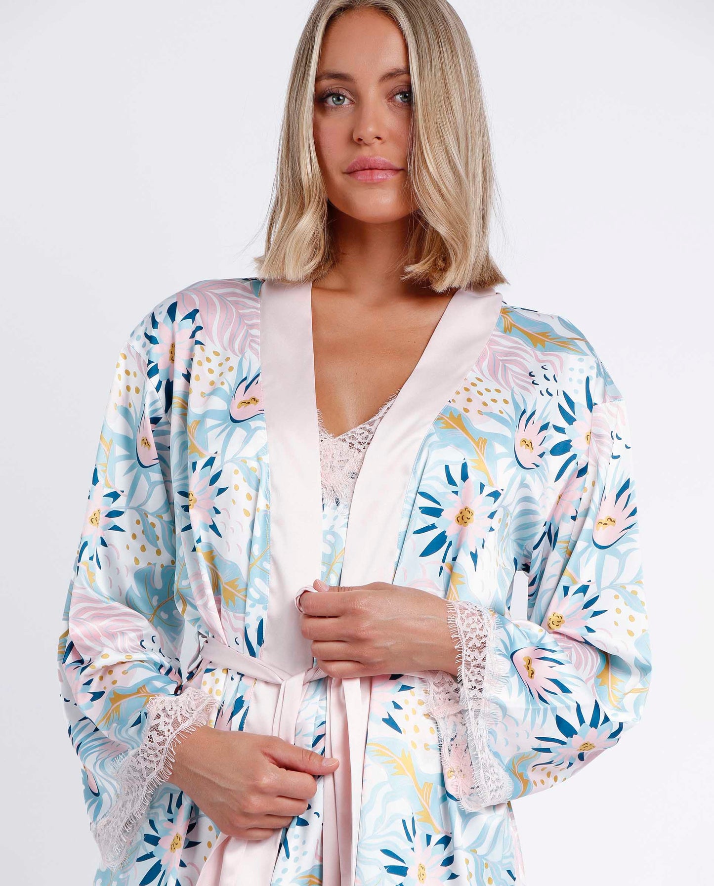 Bata Manga Larga Water Lili para Mujer