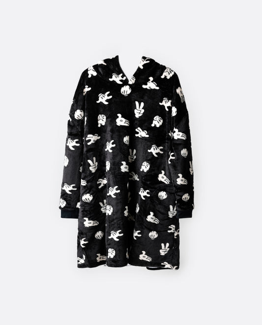 Bata Niño negra con Capucha