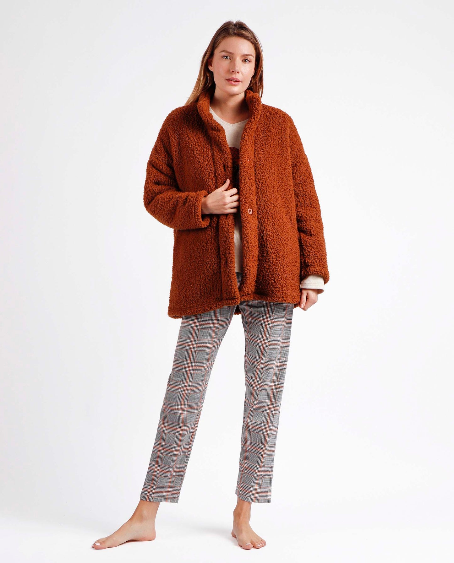 Bata Manga Larga Calentita Puppy para Mujer