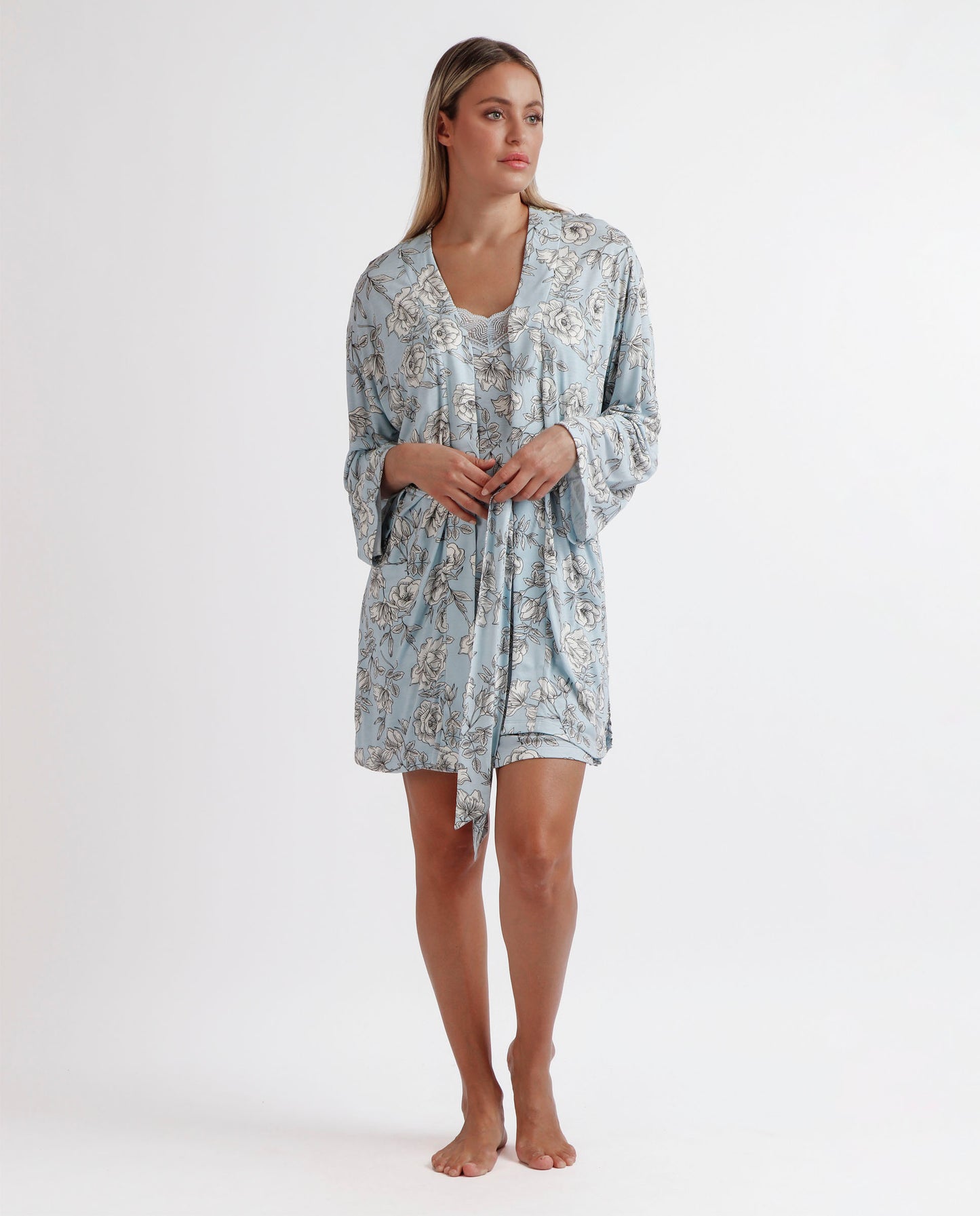 Bata Manga Larga Flowers para Mujer