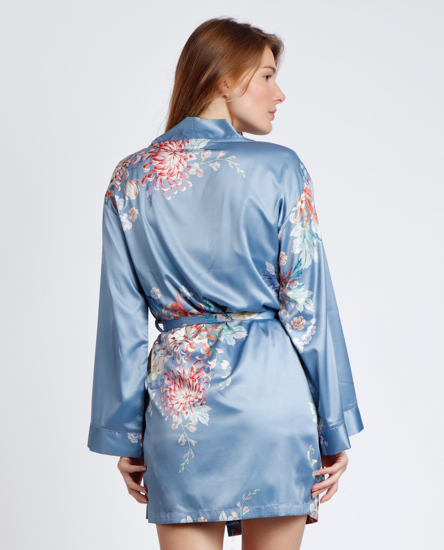 Bata Manga Larga Romantic Flowers para Mujer