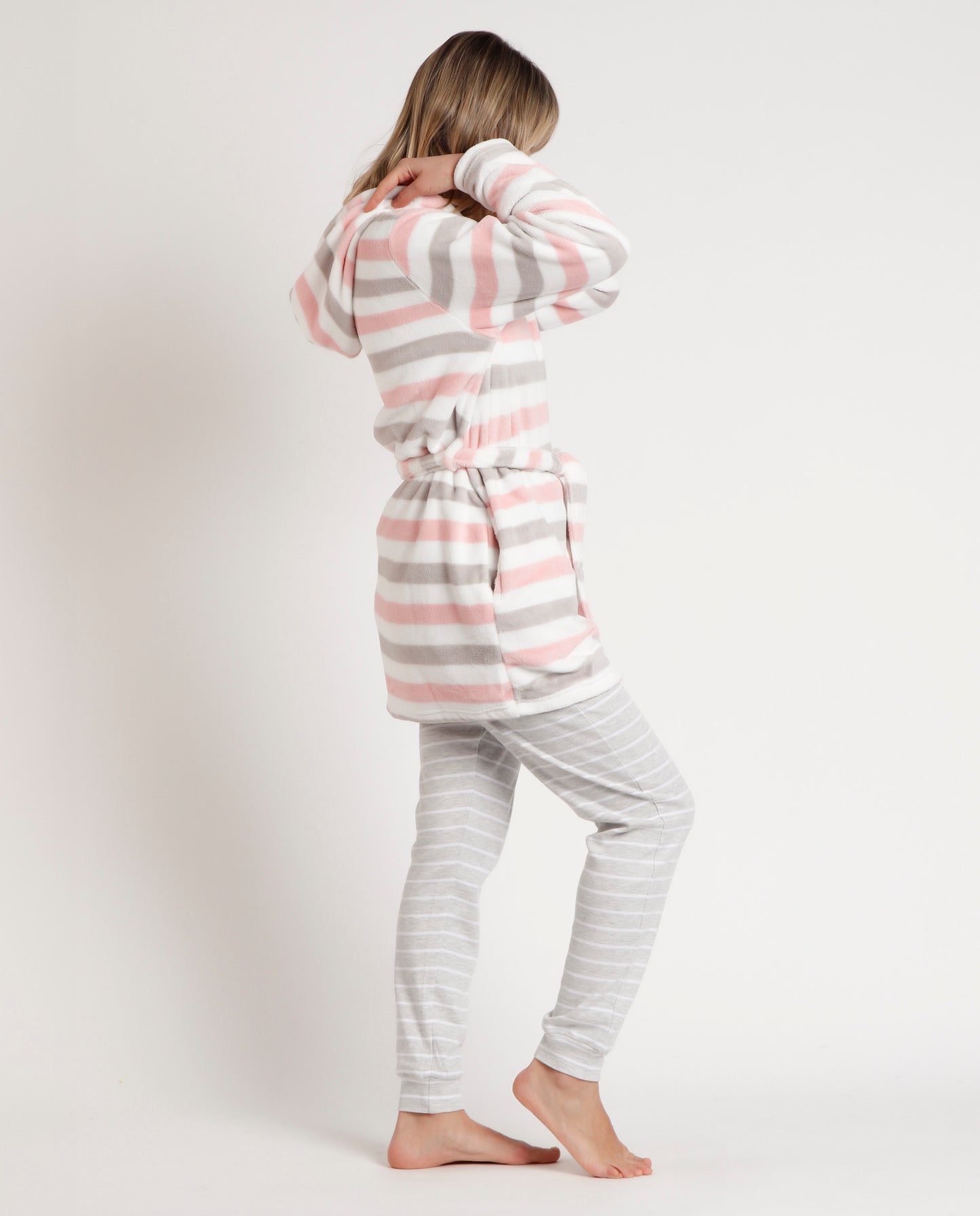 Bata Manga Larga Calentita Snoopy & Friends para Mujer