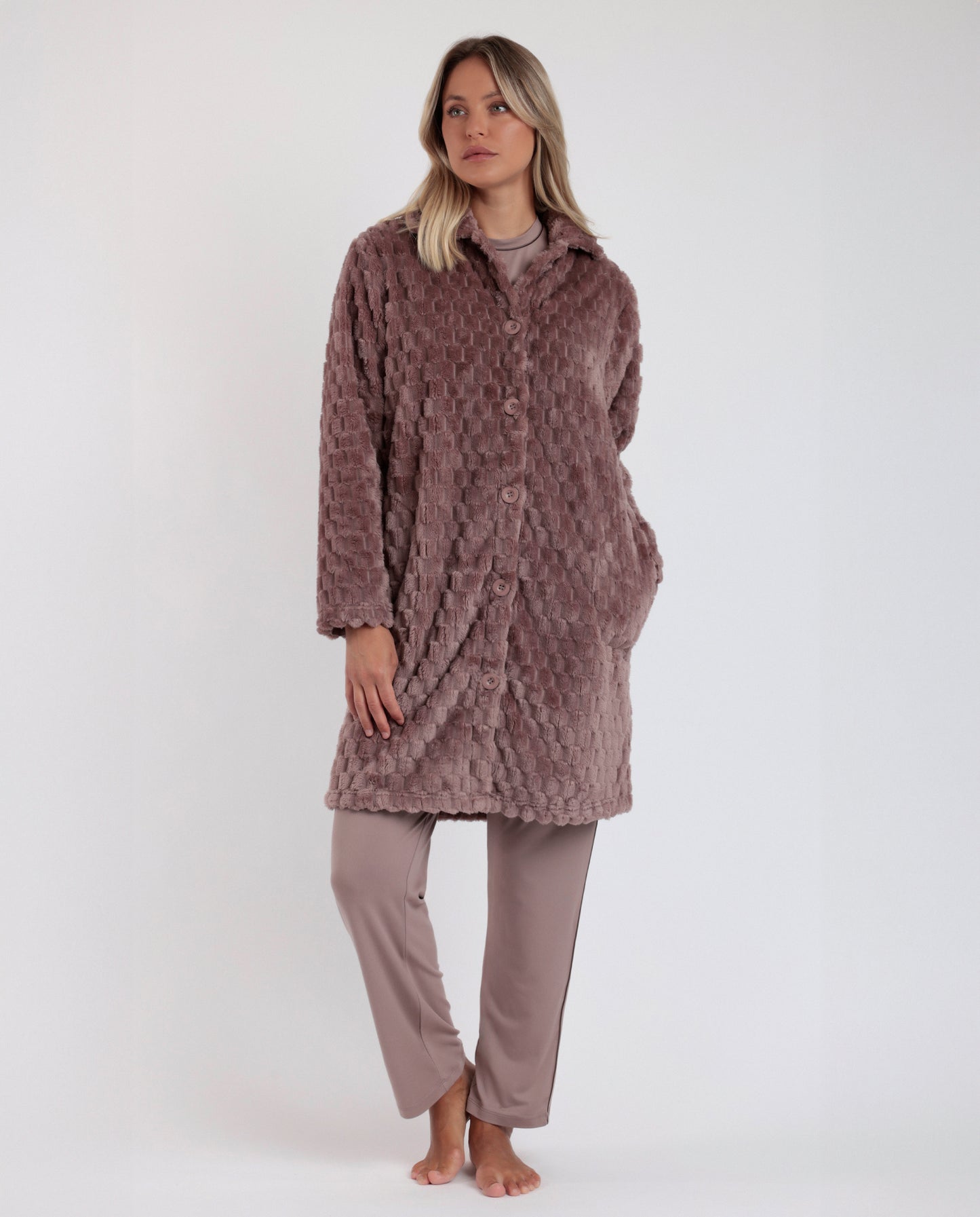 Bata Manga Larga Calentita Soft Sleep Moka para Mujer