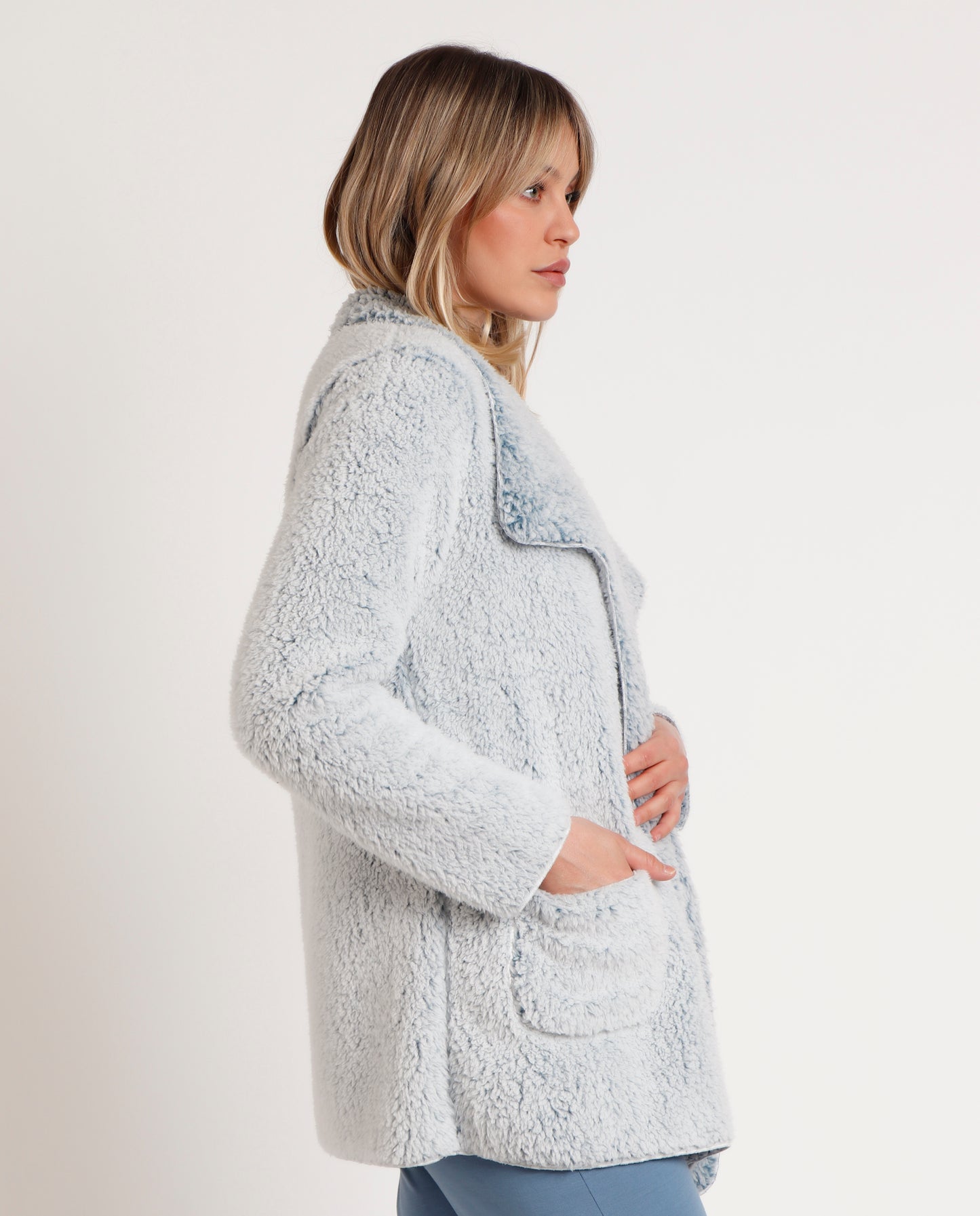 Bata Manga Larga Calentita Fluida para Mujer