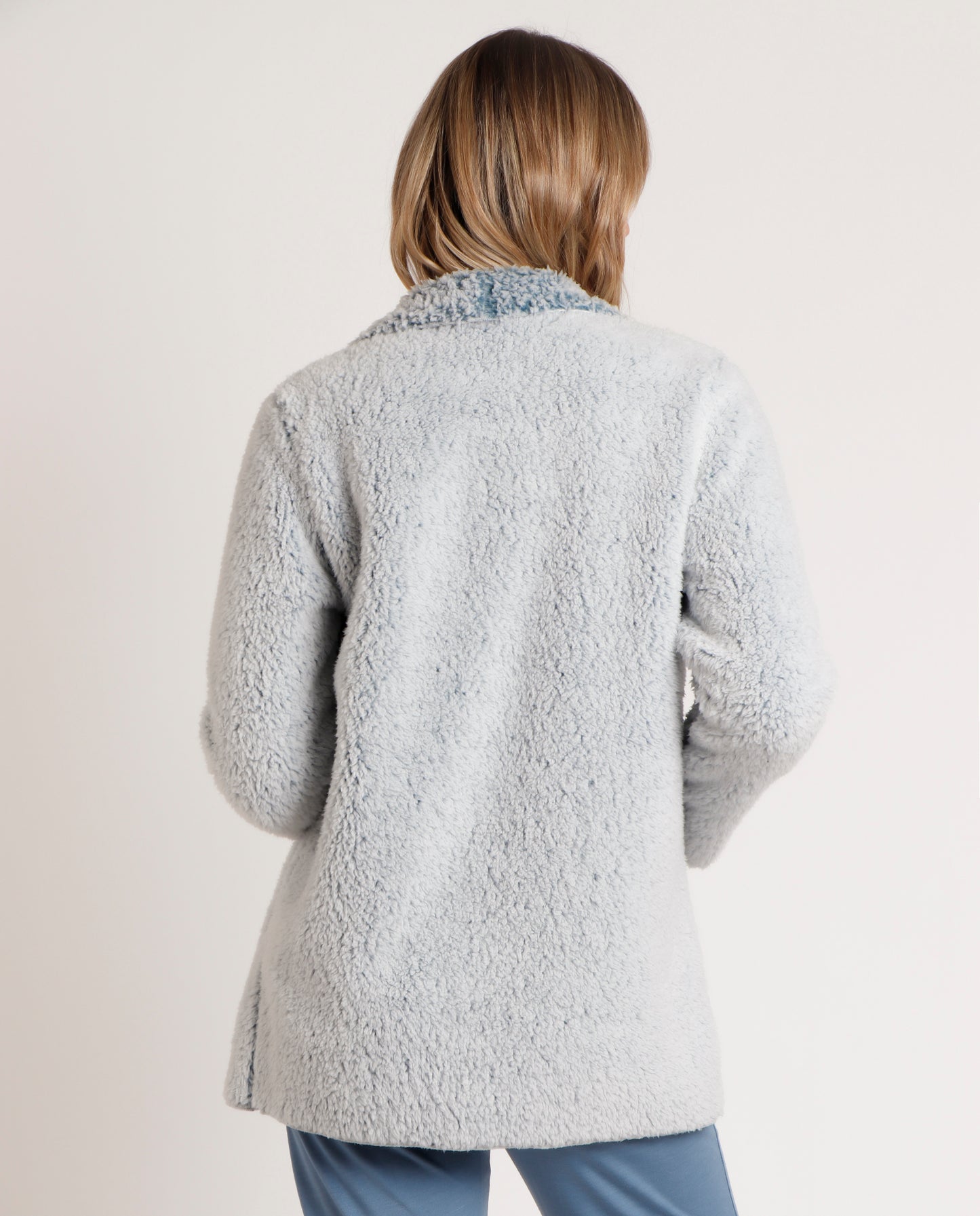 Bata Manga Larga Calentita Fluida para Mujer