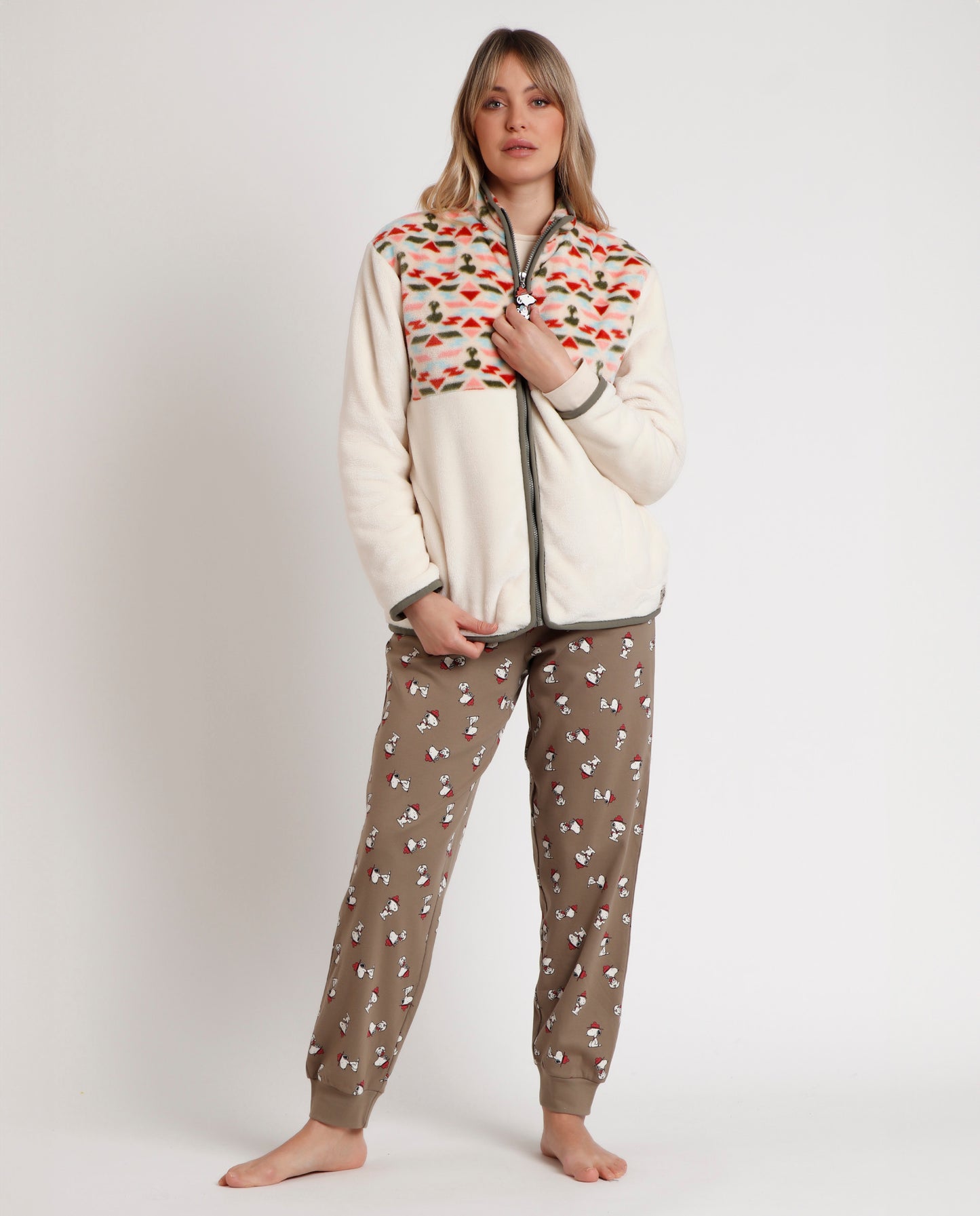 Bata Manga Larga Calentita Beagle Scouts para Mujer