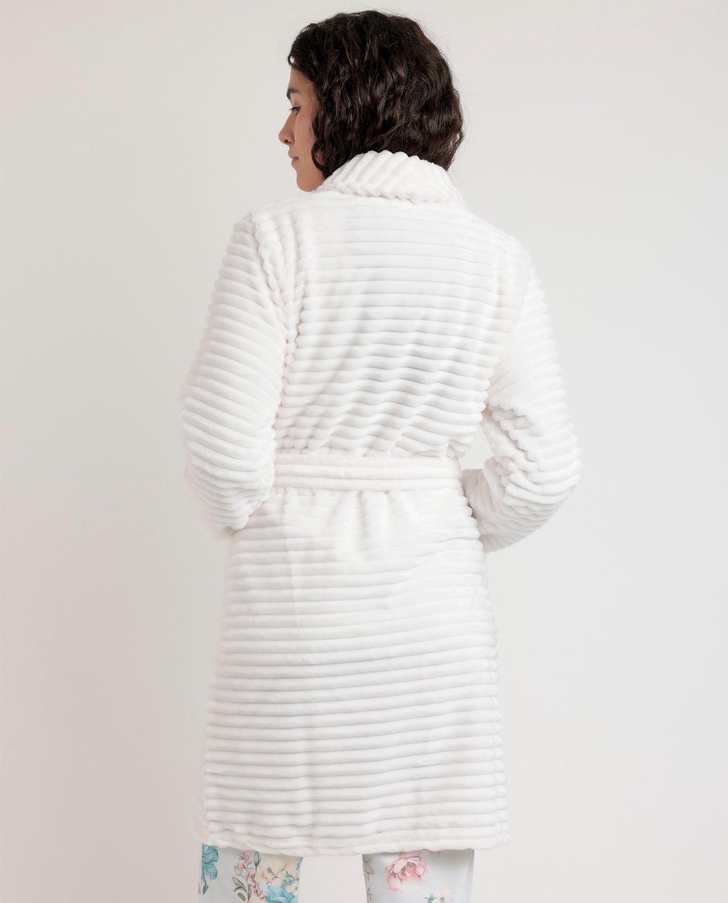 Bata Manga Larga Calentita Soft Hearts para Mujer