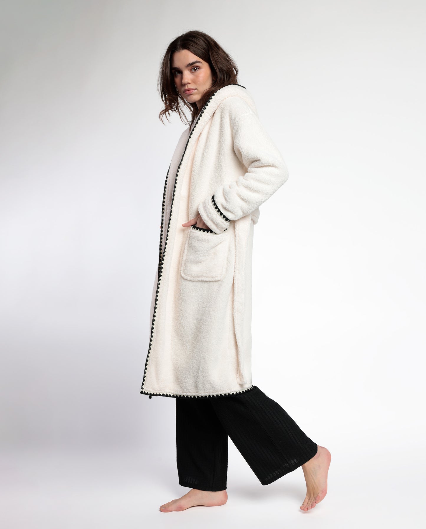 Bata Manga Larga Calentita Stitching para Mujer