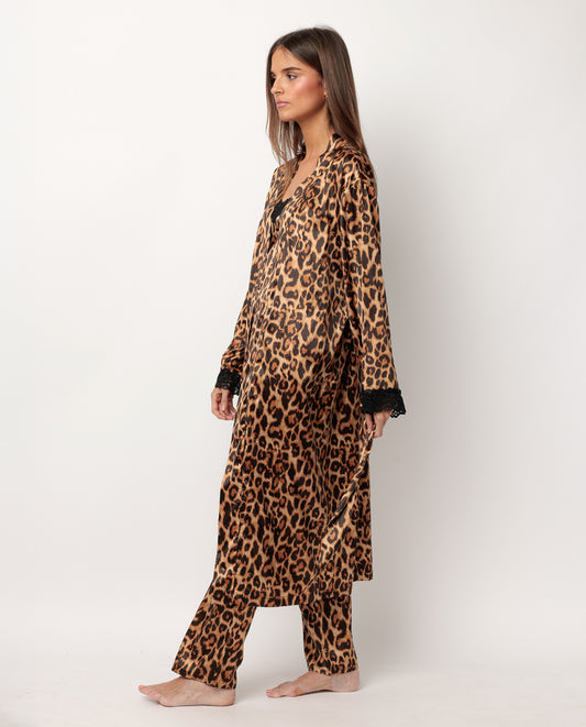 Bata Manga Larga Satinada Glam Leopard para Mujer
